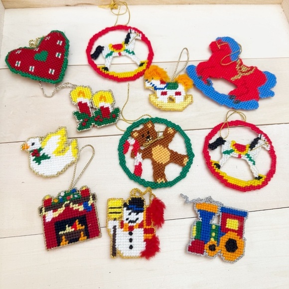 Vintage Lot of 11 Needlepoint Christmas Holiday Ornaments on Plastic Canvas - Picture 1 of 16